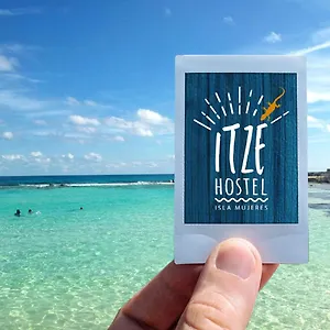  Hostel Itzé